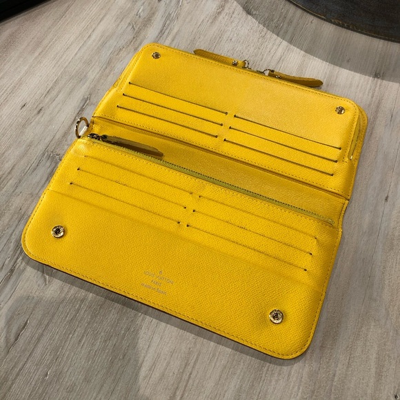 Louis Vuitton Yellow Insolite Wallet - Picture 4 of 10